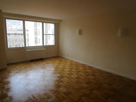 Rented by City & Suburban | media 7