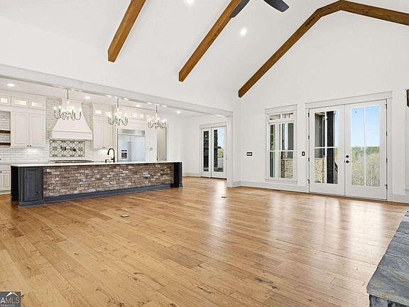 2nd image of 738 Overlook Trl