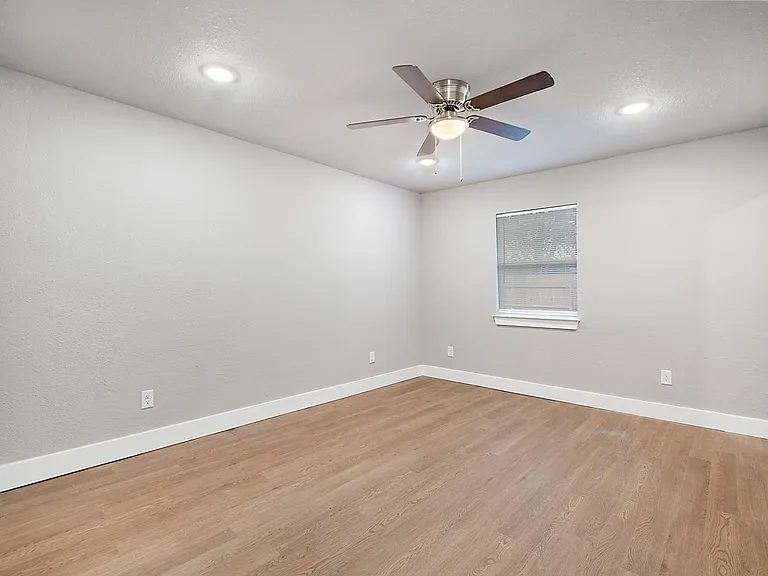 801 Sunny Slope Dr — Photo 11
