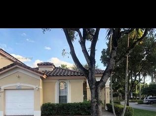 10932 NW 69th St, Doral, FL 33178