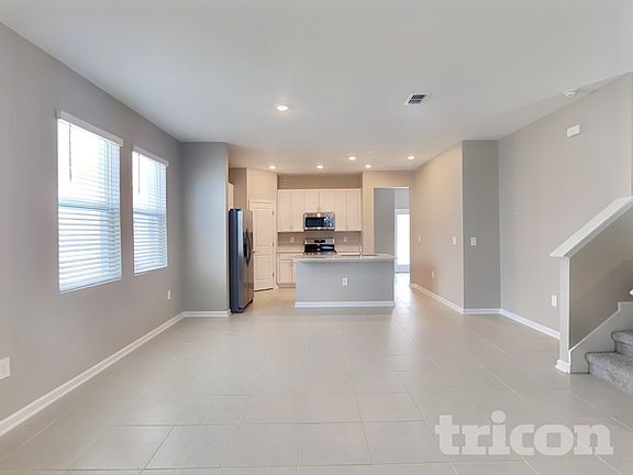 4th image of 743 Honeyrock St