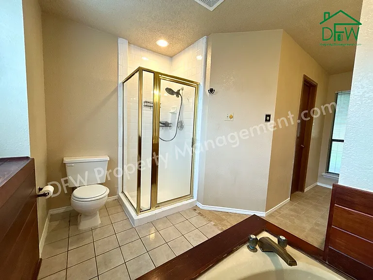 2412 Amber Hill Ln — Photo 61