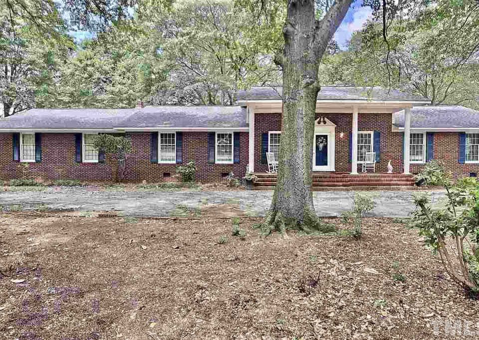 1st image of 713 Lynch Dr
