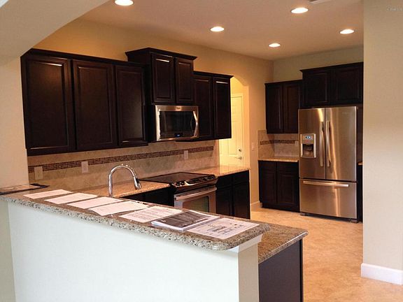 3rd image of 13535 Montecito Pl