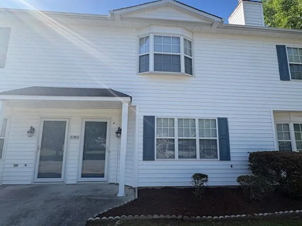 3829 Sterling Pointe Dr #8, Winterville, NC 28590