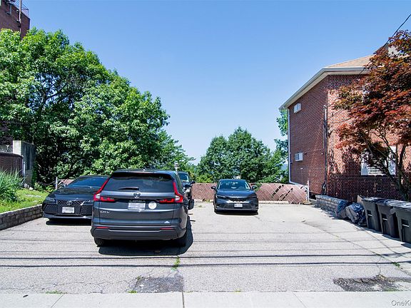 2nd image of 97 Van Cortlandt Pk Avenue