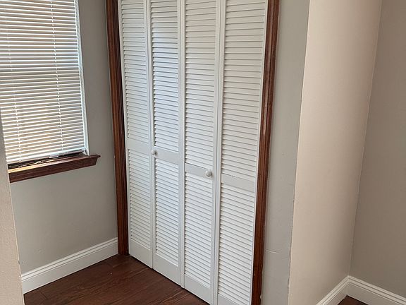 2nd image of 1385 Pinnacle Dr APT A