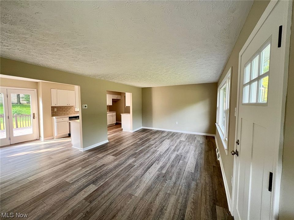 1014 Newton St, Tallmadge, OH 44278 Zillow