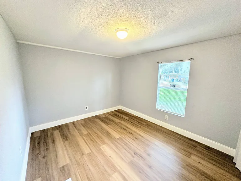 4710 Alhambra Ave — Photo 10