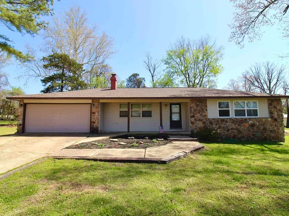 223 Town Park Dr, Mountain Home, AR 72653