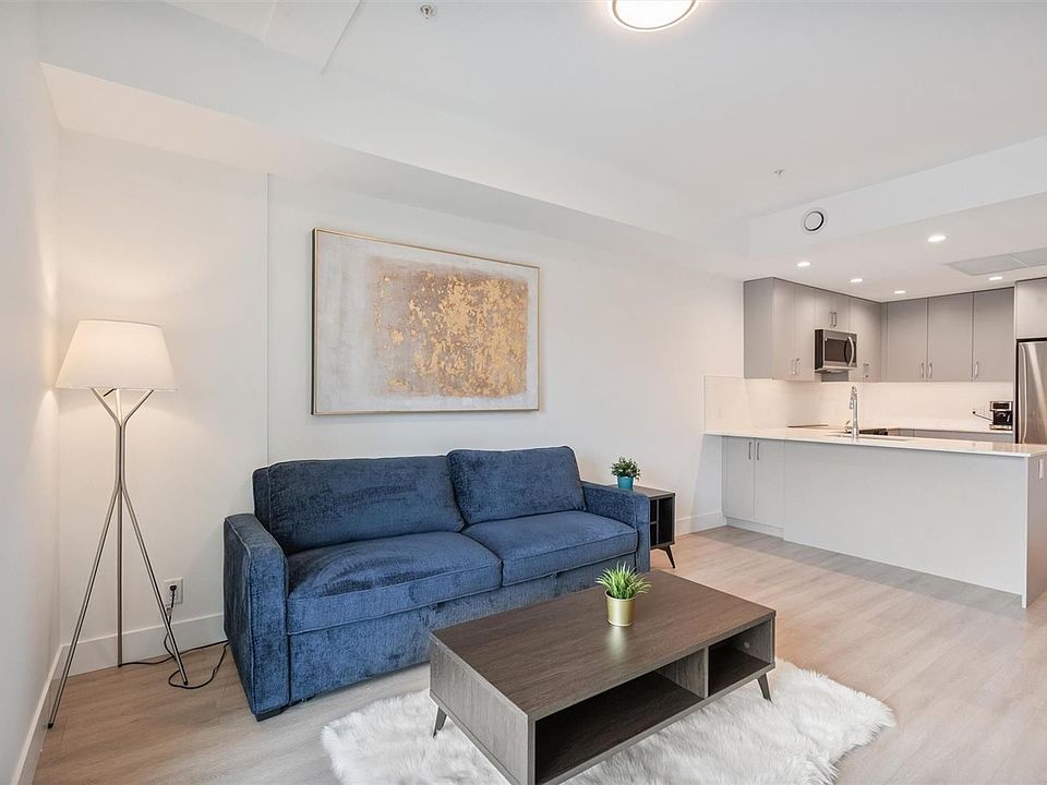 1st image of 258 Helmcken Rd #403