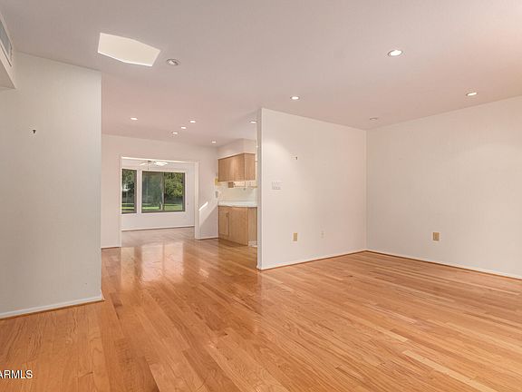 3rd image of 13631 N REDWOOD Drive