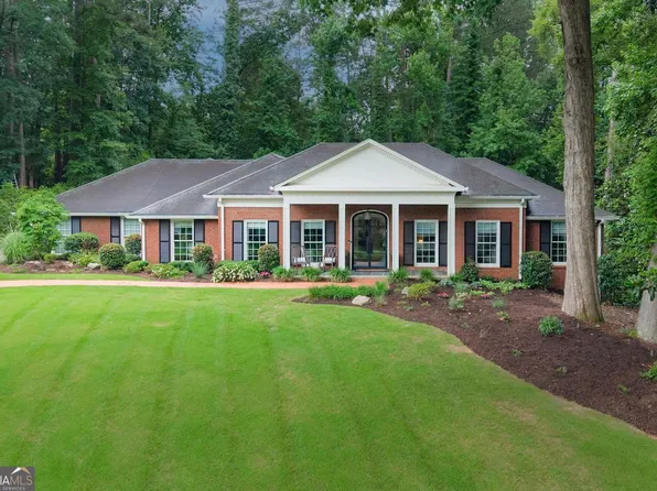295 Riverhill Dr NW, Atlanta, GA 30328