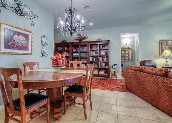 4th image of 172 Catalpa Dr