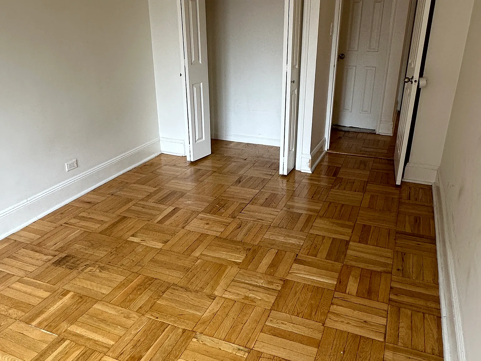 435 East 79th Street — Photo 4