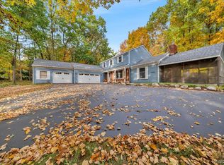 1502 Hosner Rd, Oxford, MI 48370