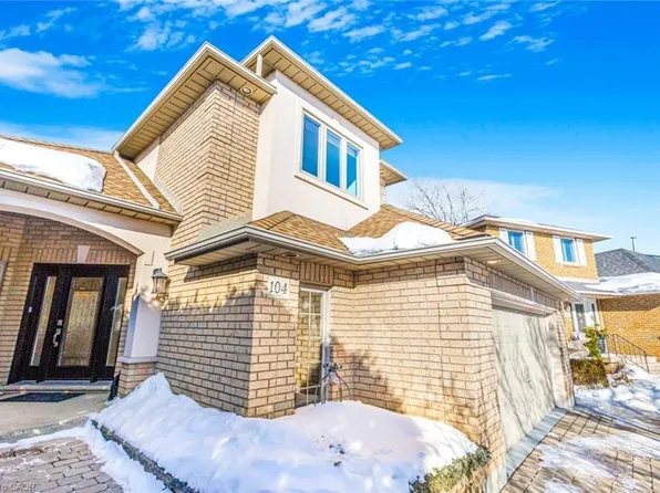 104 Seaton Place Dr, Hamilton, ON L8E 4A6
