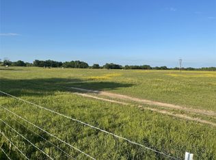 515 N Greenville St, Wolfe City, TX 75496
