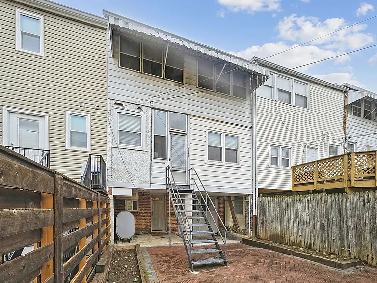 310 Taylor St NW — Photo 28
