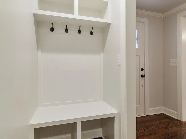 7343 Rosewood St — Photo 21