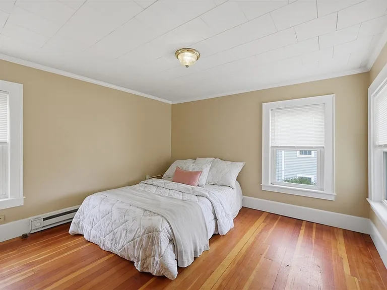 28 School St #2 — Photo 9