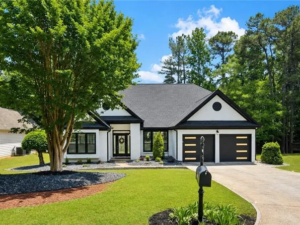 330 Shady River Trce, Roswell, GA 30076
