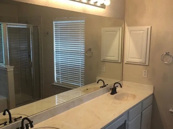 983 Calico Gdn, San Antonio, TX 78260