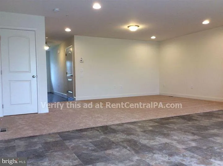 3 Simon Ct — Photo 5