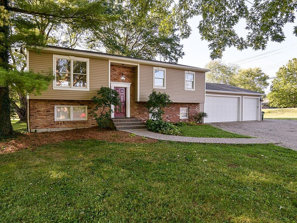 1st image of 6393 Pine Ln