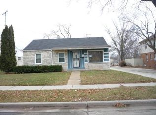 4294 N Sercombe Rd, Milwaukee, WI 53216