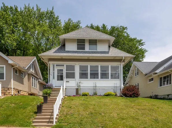 140 Nevada St, Dubuque, IA 52001