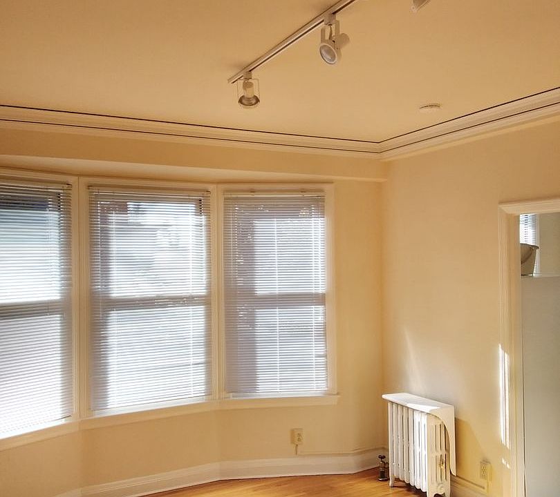 1st image of 1050 Franklin St APT 301