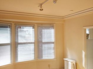 1050 Franklin St APT 301, San Francisco, CA 94109