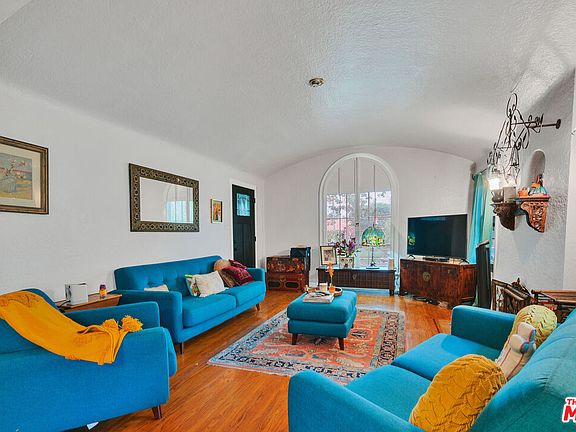 5th image of 3408 Stockbridge Ave