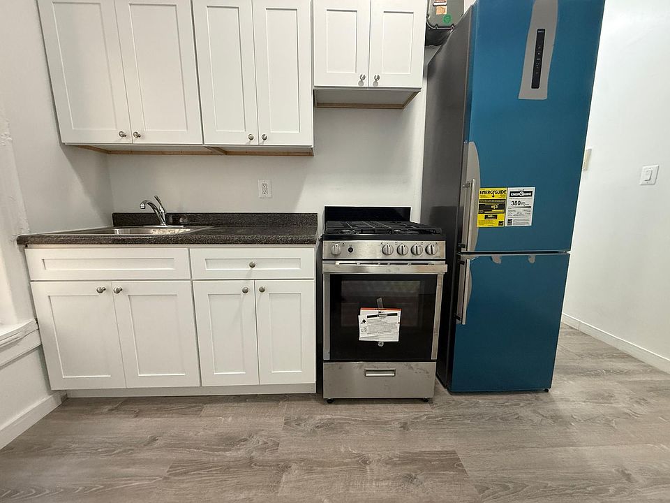 1st image of 328 E 78th St APT 12