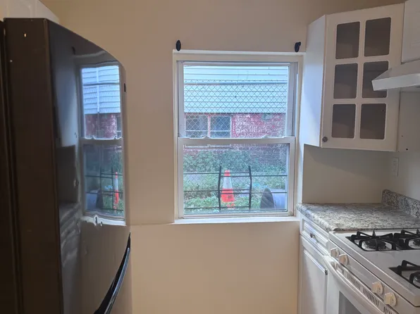 (undisclosed Address), Staten Island, NY 10301
