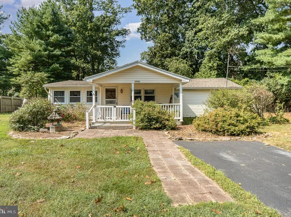 97 Chinquapin Trl, Delta, PA 17314