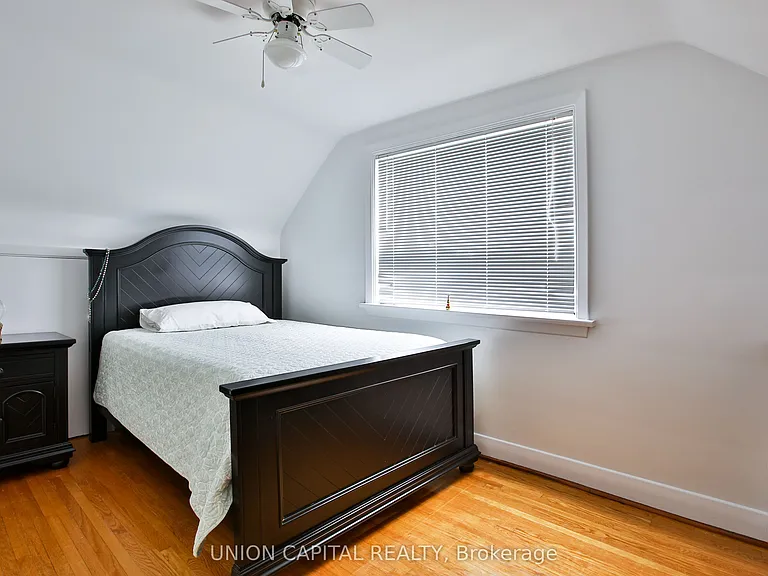 12 Newton Dr — Photo 11