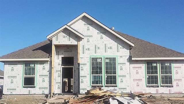 1st image of 2500 Lakefield Dr
