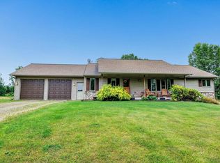 6230 Young Rd, Oconto, WI 54153