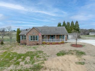 4259 Paradise Hills Dr, Maryville, TN 37804