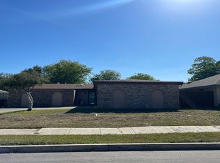 238 Meadow Path Dr, San Antonio, TX 78227