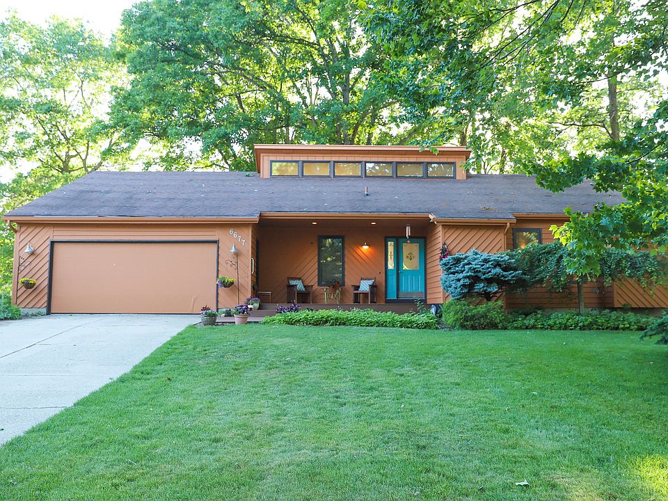 1st image of 6677 Knollview Dr