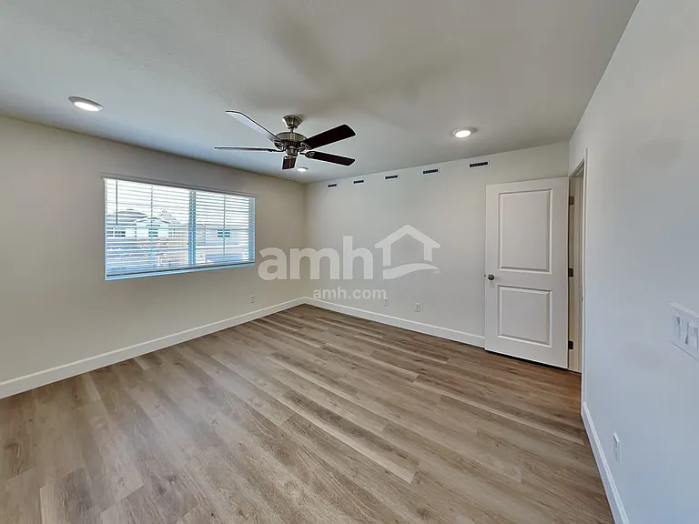 10345 Medusita St — Photo 9
