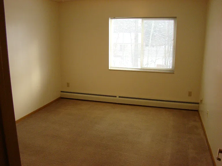 120 NW 5th St #203 — Photo 10