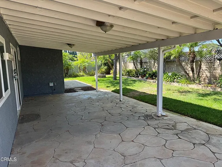 2093 Vera Ct — Photo 16