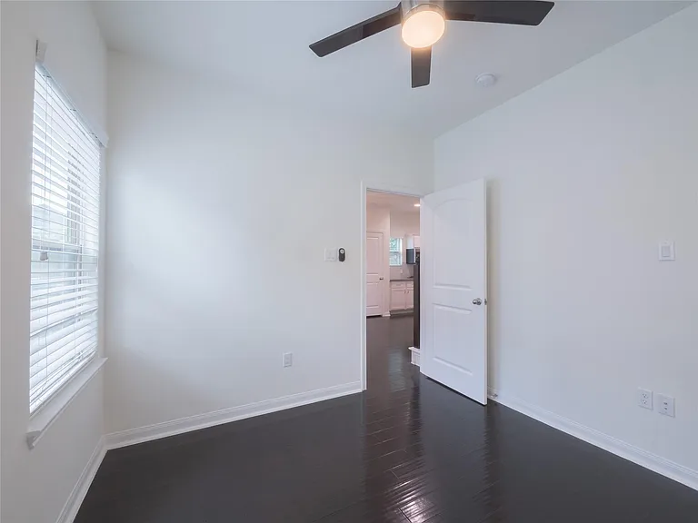 1113 Bunton St — Photo 15