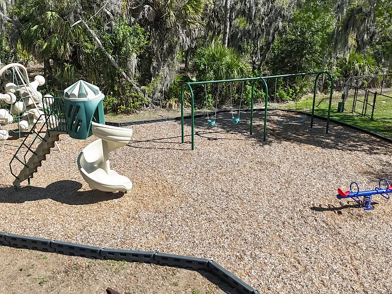 5202 San Palermo Dr — Photo 45