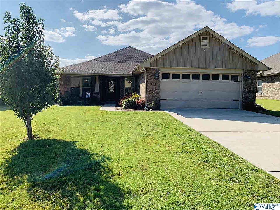 1st image of 130 Willow Tree Dr