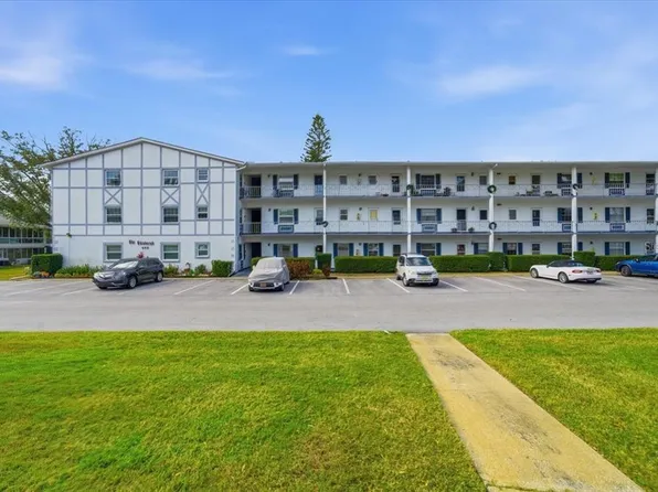 400 Glennes Ln APT 103, Dunedin, FL 34698